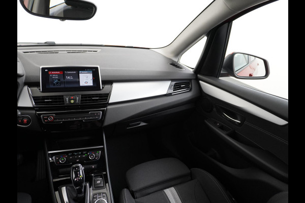 BMW 2 Serie Active Tourer 218i Executive Edition ORIG. NL. NAP KM. | HEAD UP | RIJKLAAR INCL. 12 MND. BOVAGGARANTIE