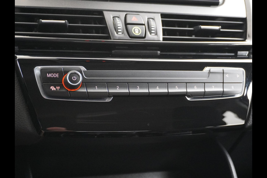 BMW 2 Serie Active Tourer 218i Executive Edition ORIG. NL. NAP KM. | HEAD UP | RIJKLAAR INCL. 12 MND. BOVAGGARANTIE
