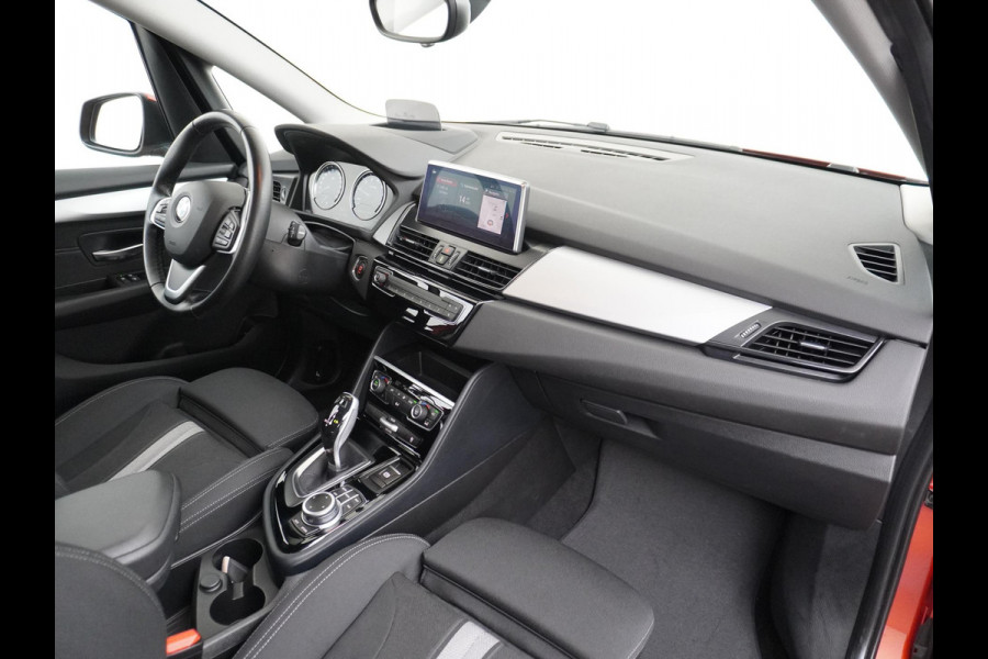 BMW 2 Serie Active Tourer 218i Executive Edition ORIG. NL. NAP KM. | HEAD UP | RIJKLAAR INCL. 12 MND. BOVAGGARANTIE