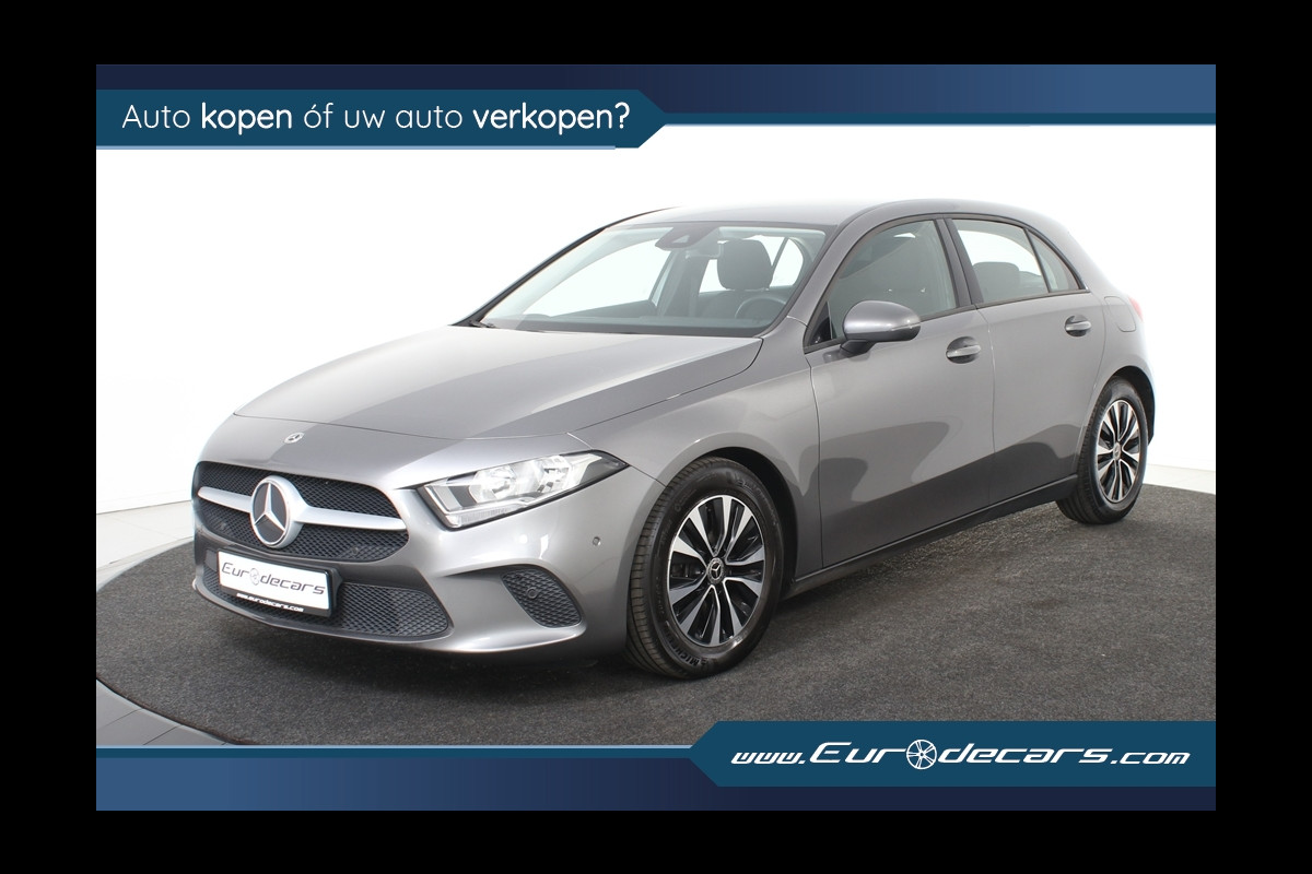 Mercedes-Benz A-Klasse 160 Style *1ste Eigenaar*Navigatie*DAB*camera*Stoelverwarming* Mercedes-Benz A-Klasse 160 Style *1ste Eigenaar*Navigatie*DAB*camera*Stoelverwarming*
