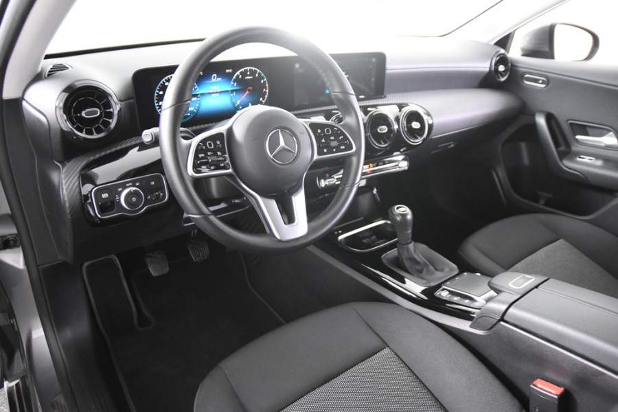 Mercedes-Benz A-Klasse 160 Style *1ste Eigenaar*Navigatie*DAB*camera*Stoelverwarming*