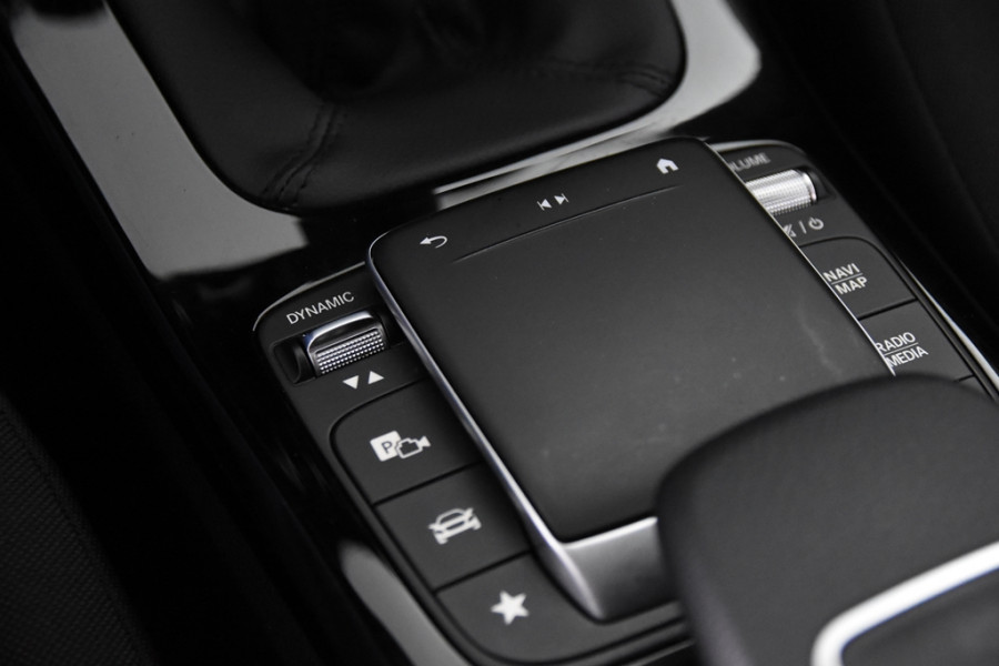 Mercedes-Benz A-Klasse 160 Style *1ste Eigenaar*Navigatie*DAB*camera*Stoelverwarming*