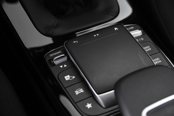 Mercedes-Benz A-Klasse 160 Style *1ste Eigenaar*Navigatie*DAB*camera*Stoelverwarming*