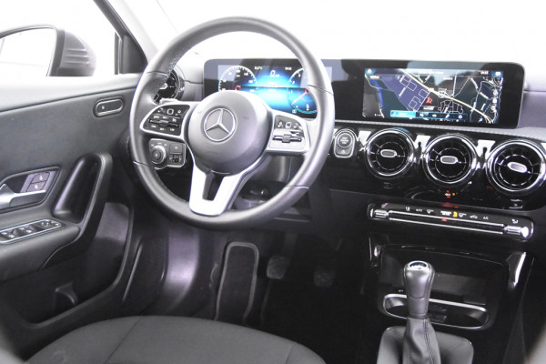 Mercedes-Benz A-Klasse 160 Style *1ste Eigenaar*Navigatie*DAB*camera*Stoelverwarming*