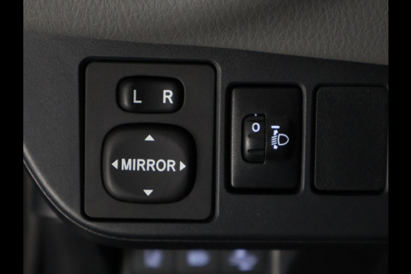 Toyota Yaris 1.5 Hybrid Dynamic Pack | Navigatie | Camera | Dealer onderhouden | Garantie tot 02-2030