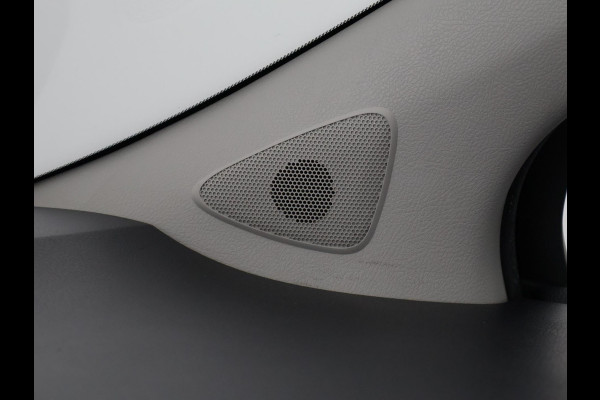 Toyota Yaris 1.5 Hybrid Dynamic Pack | Navigatie | Camera | Dealer onderhouden | Garantie tot 02-2030