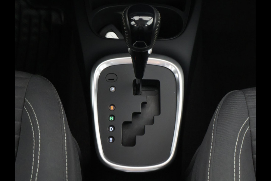 Toyota Yaris 1.5 Hybrid Dynamic Pack | Navigatie | Camera | Dealer onderhouden | Garantie tot 02-2030