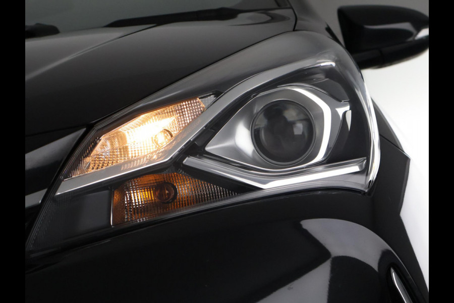 Toyota Yaris 1.5 Hybrid Dynamic Pack | Navigatie | Camera | Dealer onderhouden | Garantie tot 02-2030