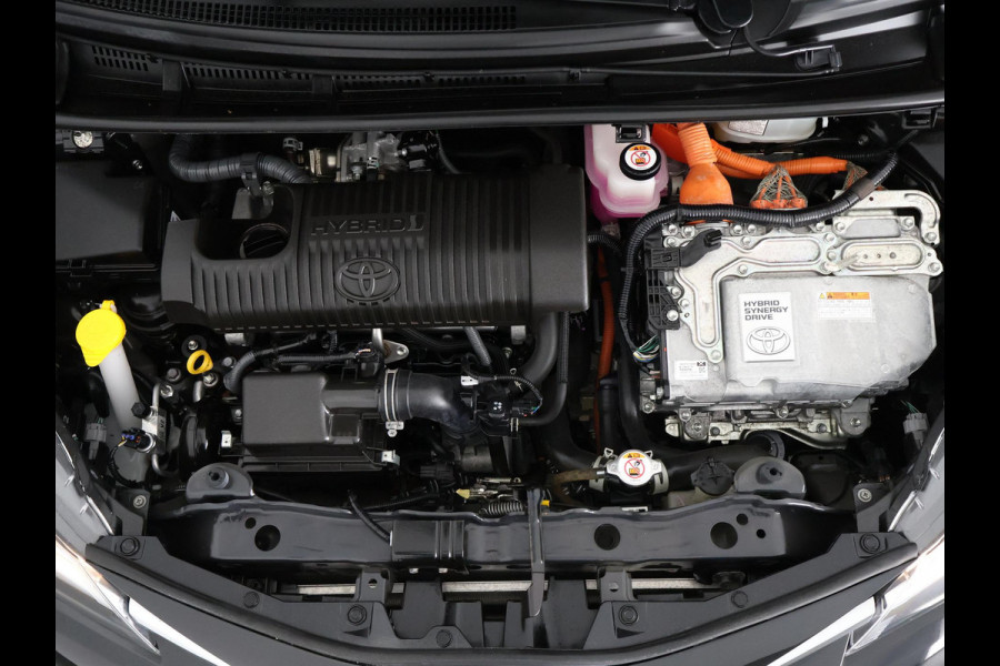 Toyota Yaris 1.5 Hybrid Dynamic Pack | Navigatie | Camera | Dealer onderhouden | Garantie tot 02-2030