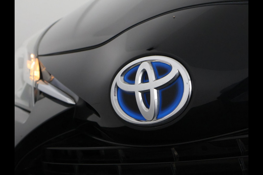 Toyota Yaris 1.5 Hybrid Dynamic Pack | Navigatie | Camera | Dealer onderhouden | Garantie tot 02-2030