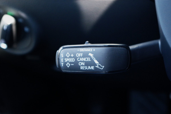 Škoda Superb Combi 1.4 TSI iV Sportline Business 218 PK PHEV, Panoramadak, Trekhaak, Winterpakket,
