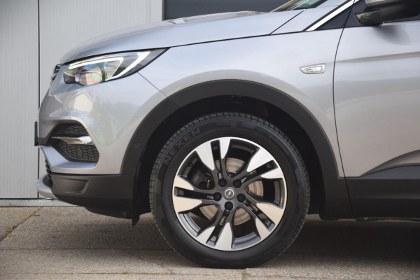 Opel Grandland X 1.2 Turbo Business Executive COMFORT STOELEN/DAKRAILS/RADIO-CD