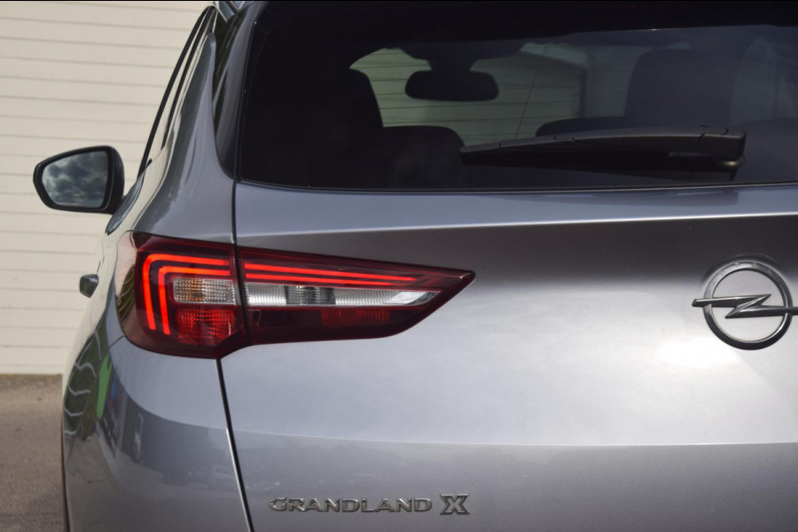 Opel Grandland X 1.2 Turbo Business Executive COMFORT STOELEN/DAKRAILS/RADIO-CD