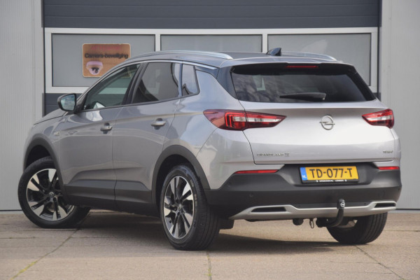 Opel Grandland X 1.2 Turbo Business Executive COMFORT STOELEN/DAKRAILS/RADIO-CD