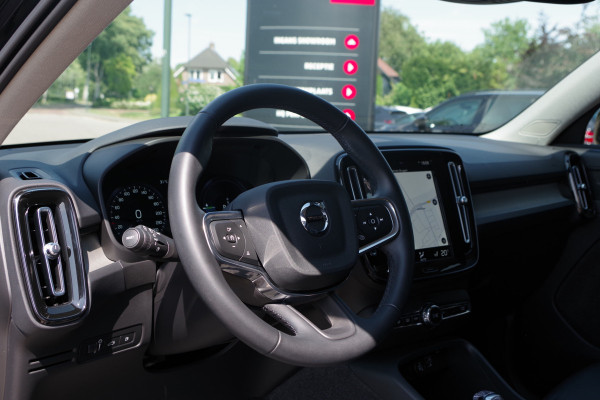 Volvo XC40 1.5 T5 263 PK Recharge Inscription PHEV, Leder, Trekhaak, 360 Camera, H/K Sound