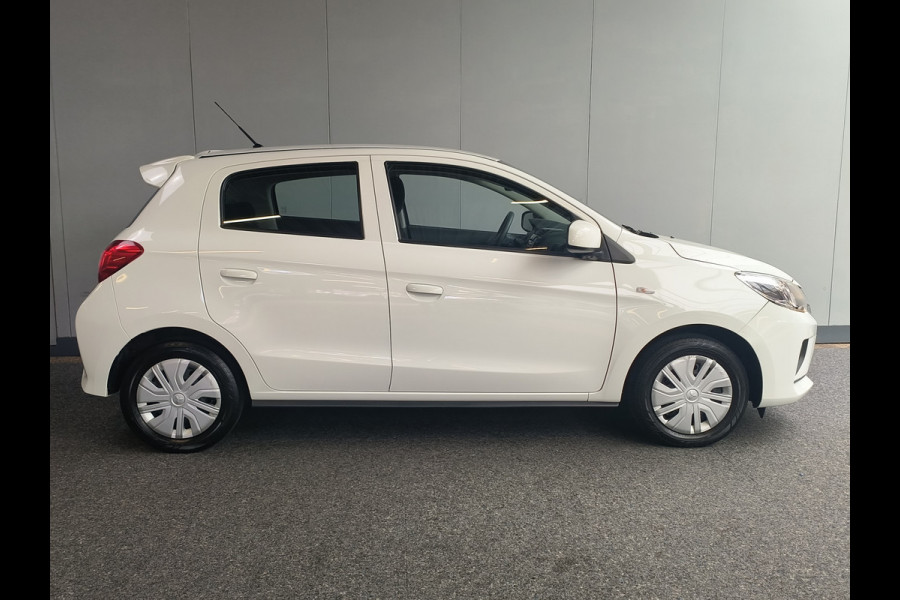Mitsubishi Space Star 1.2 Connect+ uit 2022 Rijklaar + 12 maanden Bovag-garantie Henk Jongen Auto's in Helmond,  al 50 jaar service zoals 't hoort!