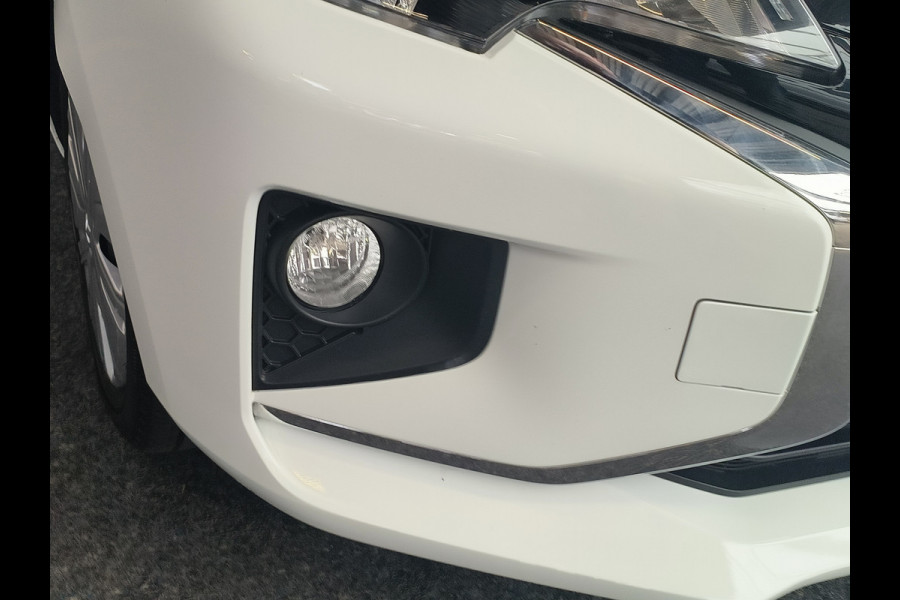 Mitsubishi Space Star 1.2 Connect+ uit 2022 Rijklaar + 12 maanden Bovag-garantie Henk Jongen Auto's in Helmond,  al 50 jaar service zoals 't hoort!