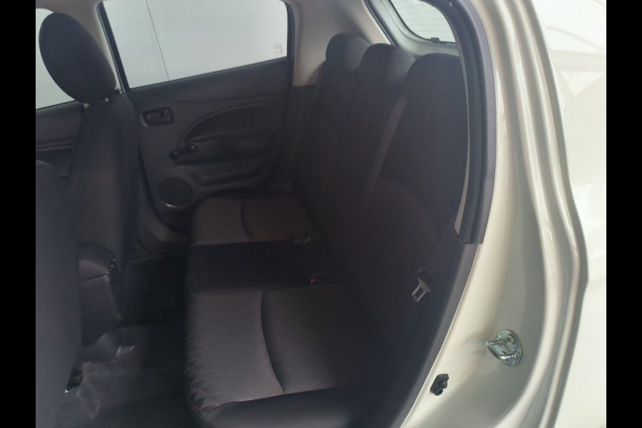 Mitsubishi Space Star 1.2 Connect+ uit 2022 Rijklaar + 12 maanden Bovag-garantie Henk Jongen Auto's in Helmond,  al 50 jaar service zoals 't hoort!