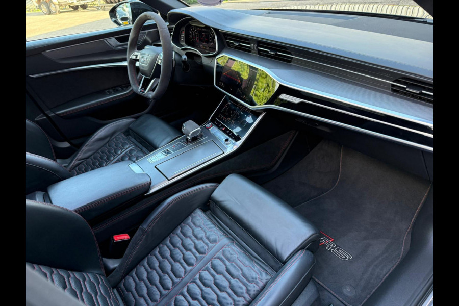 Audi A6 Avant RS 6 TFSI quattro 800 PK CARBON| PDC | CARPLAY | ALARM |CAMERA| STOELVER | NWE APK