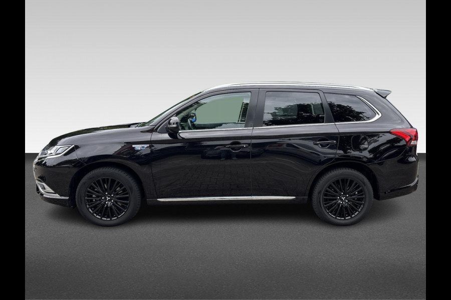 Mitsubishi Outlander 2.4 PHEV LIMITED + adaptive cruise controle | elektrische achterklep | Tom Tom | verwarmbaar stuurwiel
