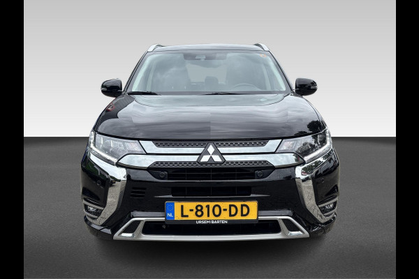 Mitsubishi Outlander 2.4 PHEV LIMITED + adaptive cruise controle | elektrische achterklep | Tom Tom | verwarmbaar stuurwiel