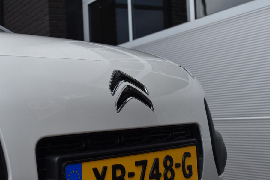 Citroën C4 Cactus 1.2 PureTech One-Tone | Panodak | Navi | Incl. garantie