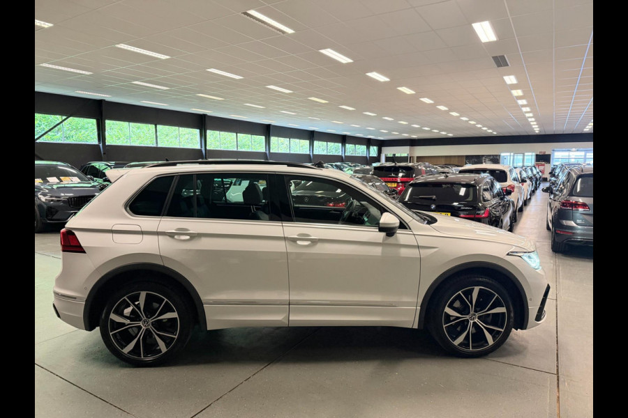 Volkswagen Tiguan 1.4 TSI eHybrid 2XR-LINE PANO/NAVI/V-COCKPIT/DAB/CARPLAY/H-UP/CAM///