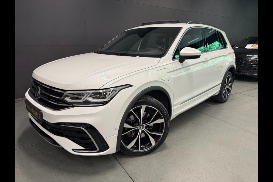 Volkswagen Tiguan 1.4 TSI eHybrid 2XR-LINE PANO/NAVI/V-COCKPIT/DAB/CARPLAY/H-UP/CAM///