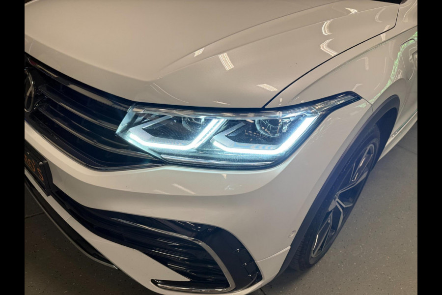 Volkswagen Tiguan 1.4 TSI eHybrid 2XR-LINE PANO/NAVI/V-COCKPIT/DAB/CARPLAY/H-UP/CAM///