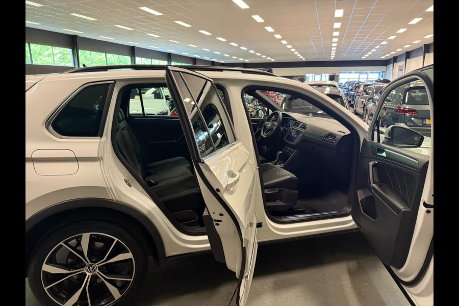 Volkswagen Tiguan 1.4 TSI eHybrid 2XR-LINE PANO/NAVI/V-COCKPIT/DAB/CARPLAY/H-UP/CAM///