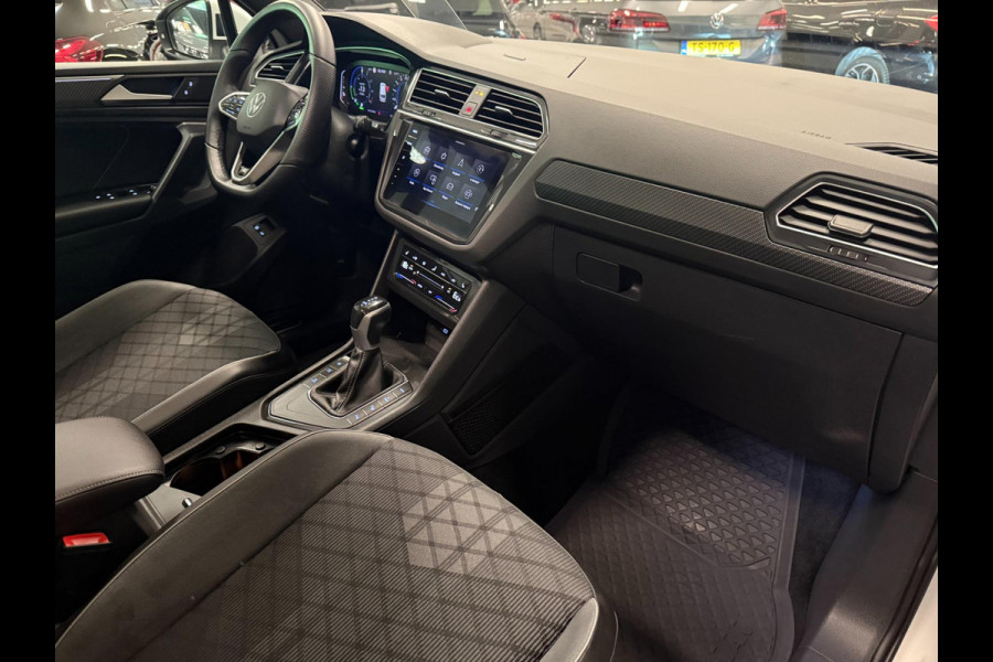 Volkswagen Tiguan 1.4 TSI eHybrid 2XR-LINE PANO/NAVI/V-COCKPIT/DAB/CARPLAY/H-UP/CAM///