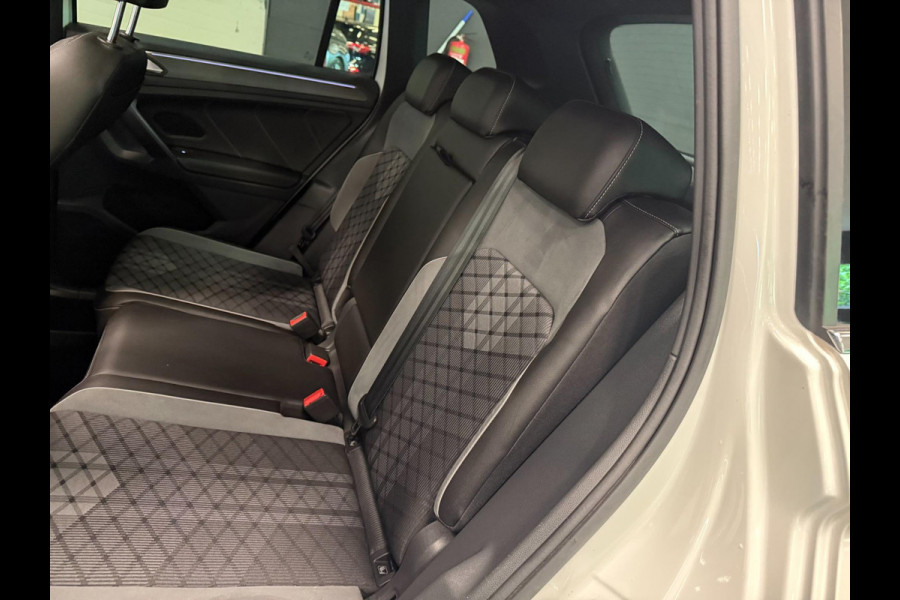Volkswagen Tiguan 1.4 TSI eHybrid 2XR-LINE PANO/NAVI/V-COCKPIT/DAB/CARPLAY/H-UP/CAM///