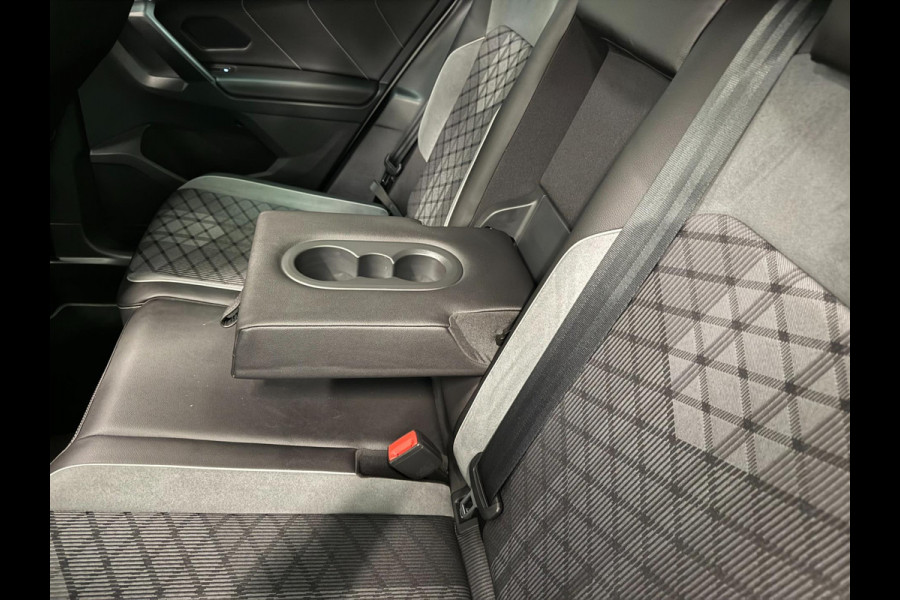 Volkswagen Tiguan 1.4 TSI eHybrid 2XR-LINE PANO/NAVI/V-COCKPIT/DAB/CARPLAY/H-UP/CAM///