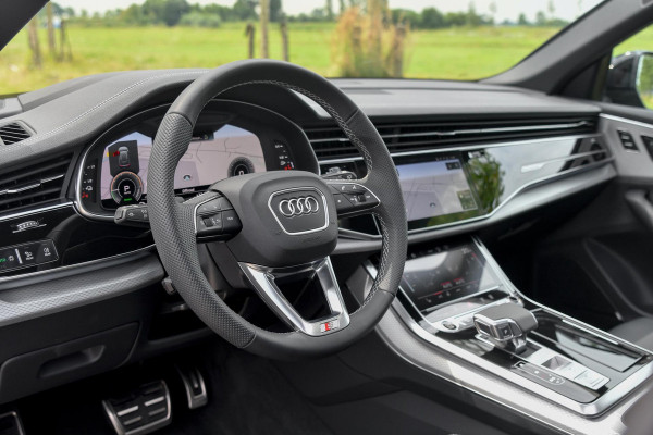 Audi Q8 60 TFSI e quattro Pro Line S Competition. BTW, RS Zetels, Pano, HUD, Laser, B&O, 360 3D, Trekh, Memory, ACC, Keyless, 23"!