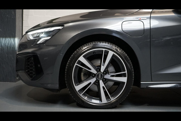 Audi A3 Sportback 40 TFSIe 3x S-Line BLACK OPTIK-AUTOMAAT-ACC-AMBIANCE-CAMERA-DRIVE SELECT-KEYLESS-MATRIX-NAVIGATIE-STOELVERWARMIN