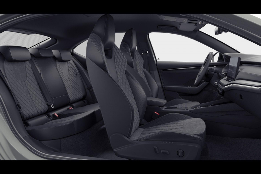 Škoda Octavia Sportline Tour m-HEV 1.5 TSI 150 pk 7 versn. DSG | Navigatie pakket | Soundsystem Canton | Travel Assist | Winter pakket | Trekhaak wegklapbaar | Elektrisch verstelbare voorstoelen | 19 inch lichtmetalen velgen