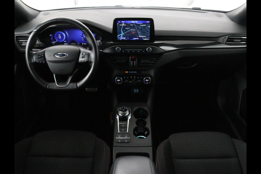 Ford Focus 1.5 EcoBoost ST Line X | Camera | Carplay | Trekhaak | Full LED | Navigatie | Keyless | Digital Cockpit | Climate control | Parkeerhulp | Cruise control