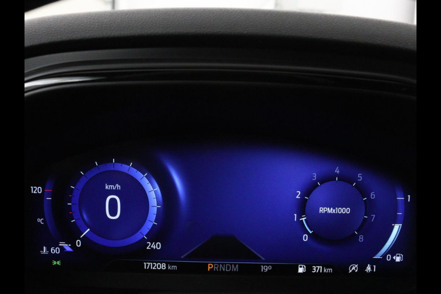Ford Focus 1.5 EcoBoost ST Line X | Camera | Carplay | Trekhaak | Full LED | Navigatie | Keyless | Digital Cockpit | Climate control | Parkeerhulp | Cruise control