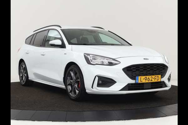 Ford Focus 1.5 EcoBoost ST Line X | Camera | Carplay | Trekhaak | Full LED | Navigatie | Keyless | Digital Cockpit | Climate control | Parkeerhulp | Cruise control