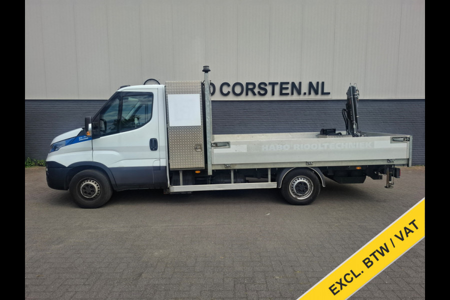 Iveco Daily 3.0I CNG EURO-6 375 35S14N Automaat HIAB Kraan Laadbak 3-Persoons Ecc Trekhaak Camera Blue power Alpine 2-Din Infotainment Sys. Bluetooth Opbergkasten Betonplex Vloer Compressed Natural Gas (CNG) Voertuig 1e Eigenaar Euro 6
