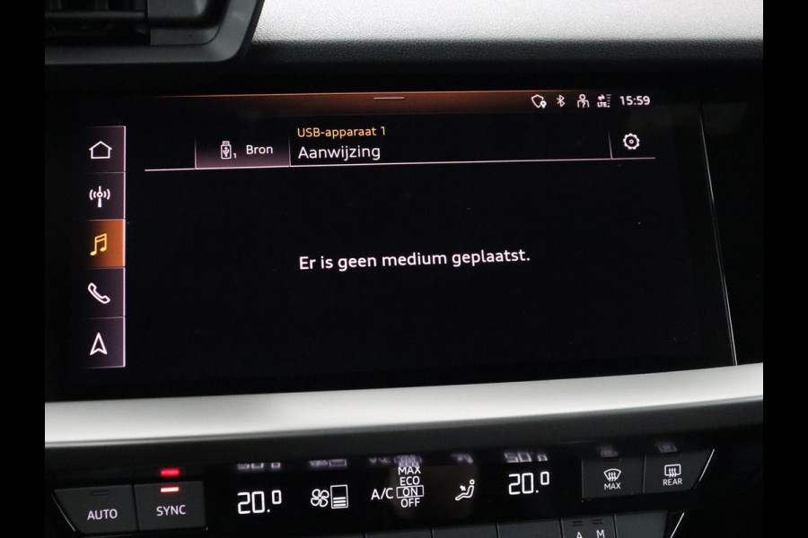 Audi A3 45 TFSIe S edition Competition | Matrix LED | Sportstoelen | Carplay | Navigatie | Half leder | Audi Sound | Climate control | Parkeerhulp | Cruise control