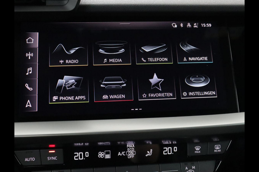 Audi A3 45 TFSIe S edition Competition | Matrix LED | Sportstoelen | Carplay | Navigatie | Half leder | Audi Sound | Climate control | Parkeerhulp | Cruise control