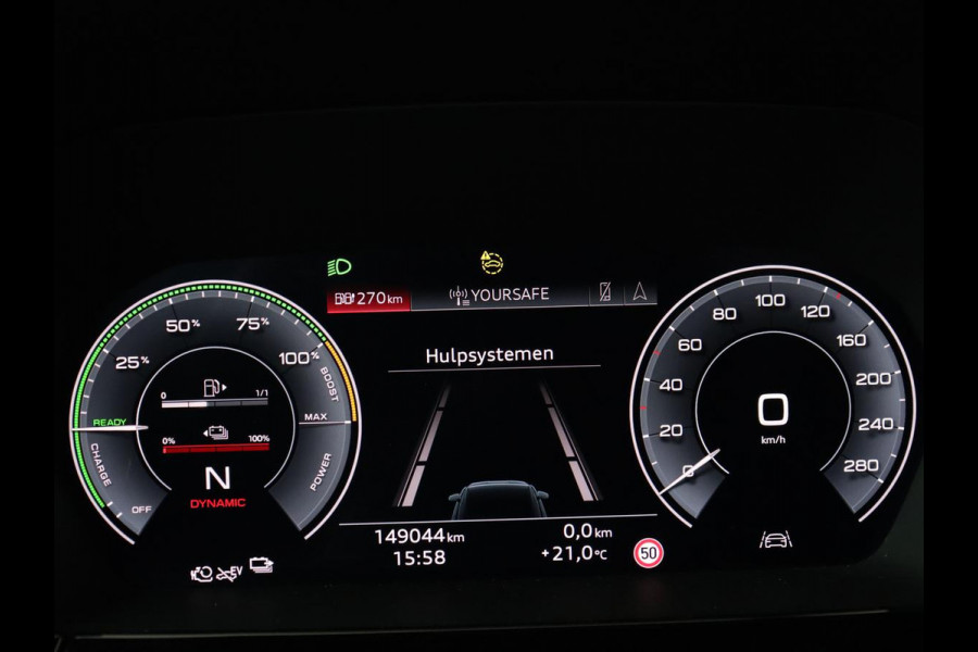 Audi A3 45 TFSIe S edition Competition | Matrix LED | Sportstoelen | Carplay | Navigatie | Half leder | Audi Sound | Climate control | Parkeerhulp | Cruise control