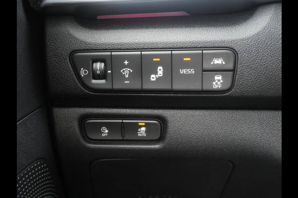 Kia e-Niro ExecutiveLine 64 kWh | 3Fase | LED| Stoelverwarming | Climate control | Navigatie| Keyless entry |