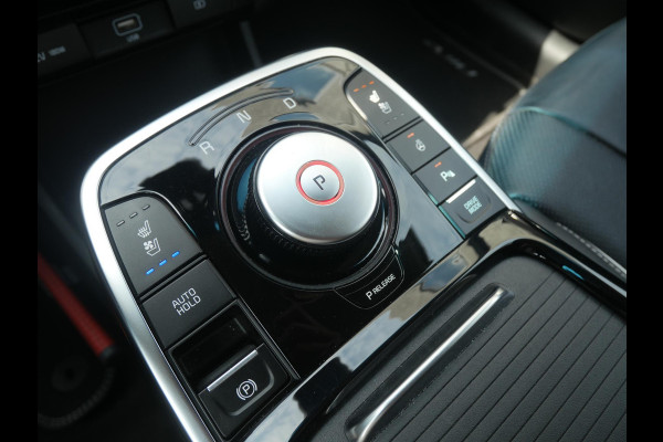 Kia e-Niro ExecutiveLine 64 kWh | 3Fase | LED| Stoelverwarming | Climate control | Navigatie| Keyless entry |