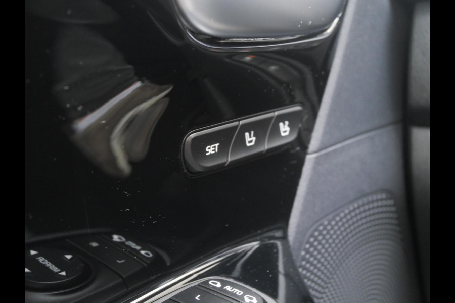 Kia e-Niro ExecutiveLine 64 kWh | 3Fase | LED| Stoelverwarming | Climate control | Navigatie| Keyless entry |