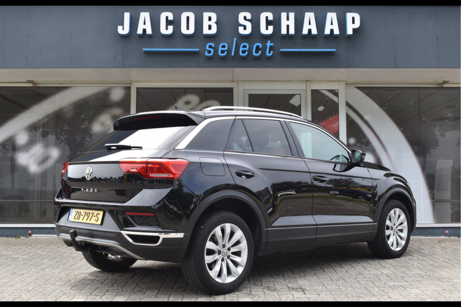 Volkswagen T-Roc 1.5 TSI Style Automaat / Navigatie / Adap. Cruise / Trekhaak / Camera / PDC v+a / 17" LM