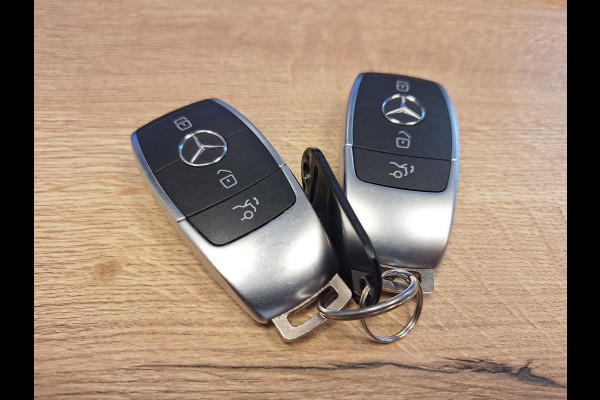 Mercedes-Benz C-Klasse Estate 180 AMG Virtual | Pano | 360 cam | Sfeer | Leder alcantara | Trekhaak 1800kg |