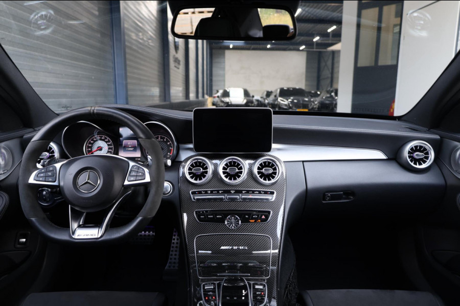 Mercedes-Benz C-Klasse AMG 63 S KUIPSTOELEN/SFEER/PANORAMADAK/LEER+S.VERWARMING/19" LMV/360 CAM/ACC/ECC/12 MDN GARANTIE!