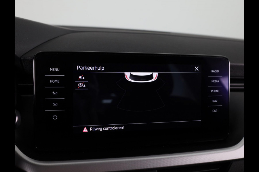 Škoda Kamiq 1.0 TSI Ambition 110pk Automaat | Navigatie via App | Parkeersensoren | Cruise controle